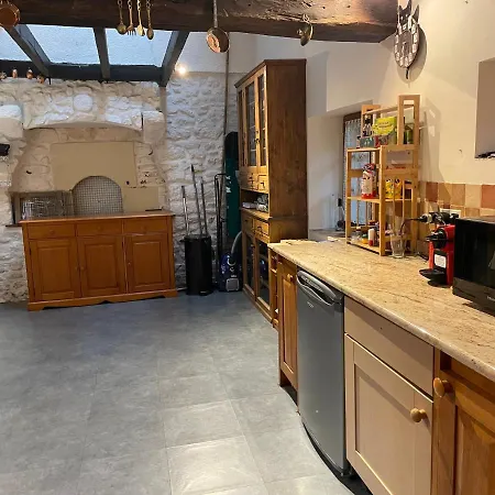 Maison La Bureliere - For Families, Groups, Couples Holiday home