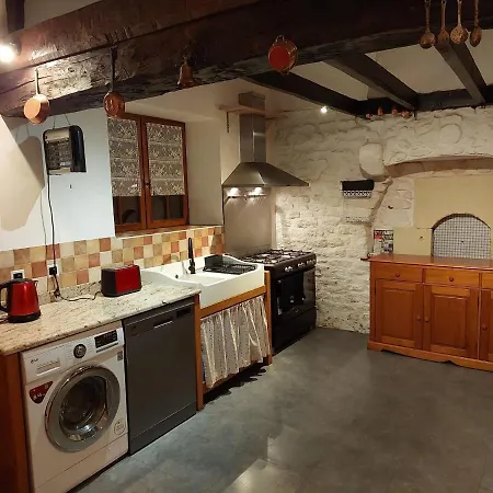 Maison La Bureliere - For Families, Groups, Couples Holiday home