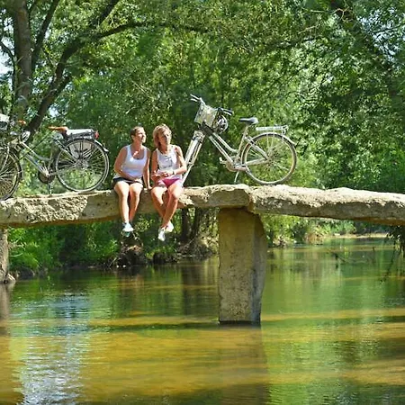 Maison La Bureliere - For Families, Groups, Couples * Gorron