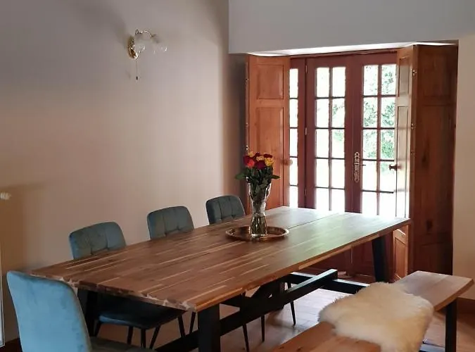 Hébergement de vacances Maison La Bureliere - For Families, Groups, Couples Gorron