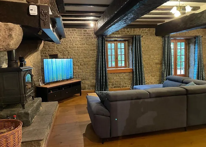 Hébergement de vacances Maison La Bureliere - For Families, Groups, Couples Gorron