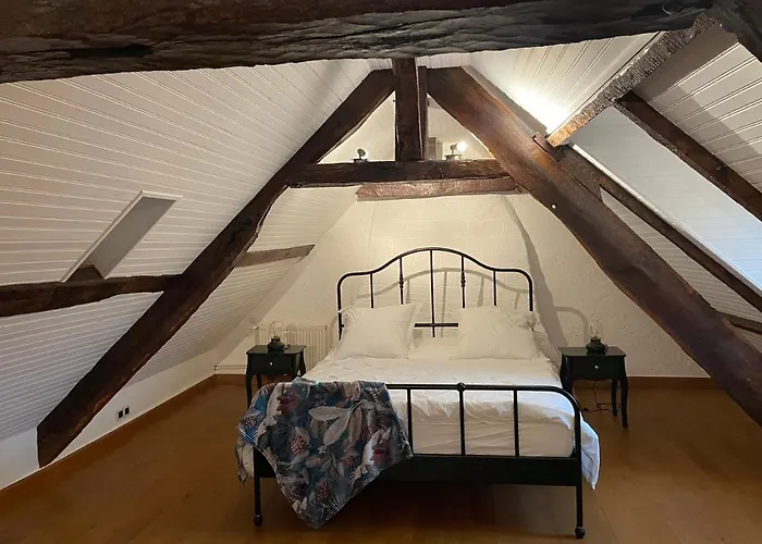 Maison La Bureliere - For Families, Groups, Couples