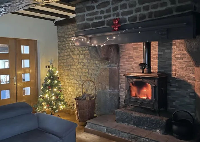 Maison La Bureliere - For Families, Groups, Couples Hébergement de vacances *